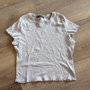 Brandy Melville Cream Short Sleeve Tee